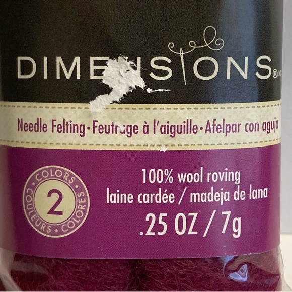 6 Dimensions FeltWorks 100% Wool Roving 0.25oz Pastel Pink Rhubarb Crafts - Picture 3 of 14